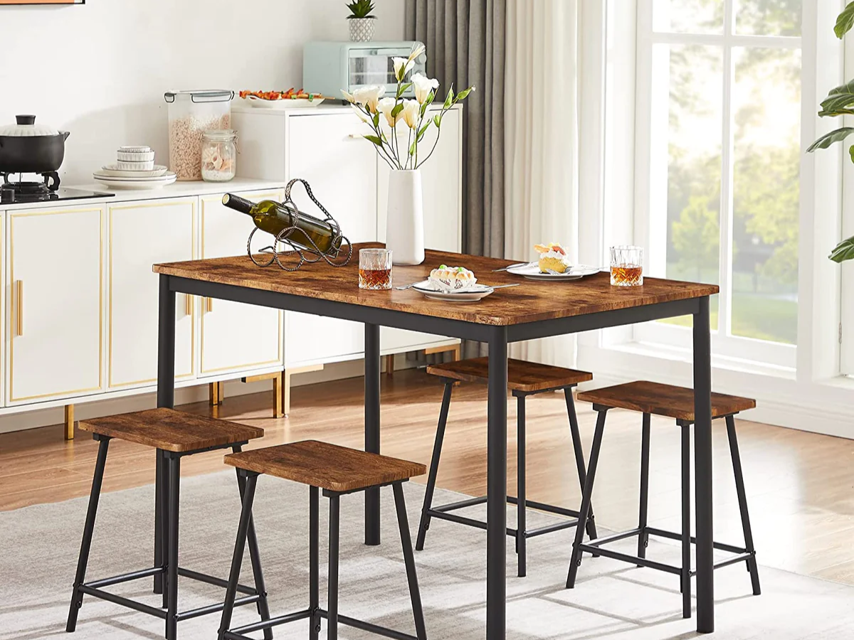 counter table set with matching stools