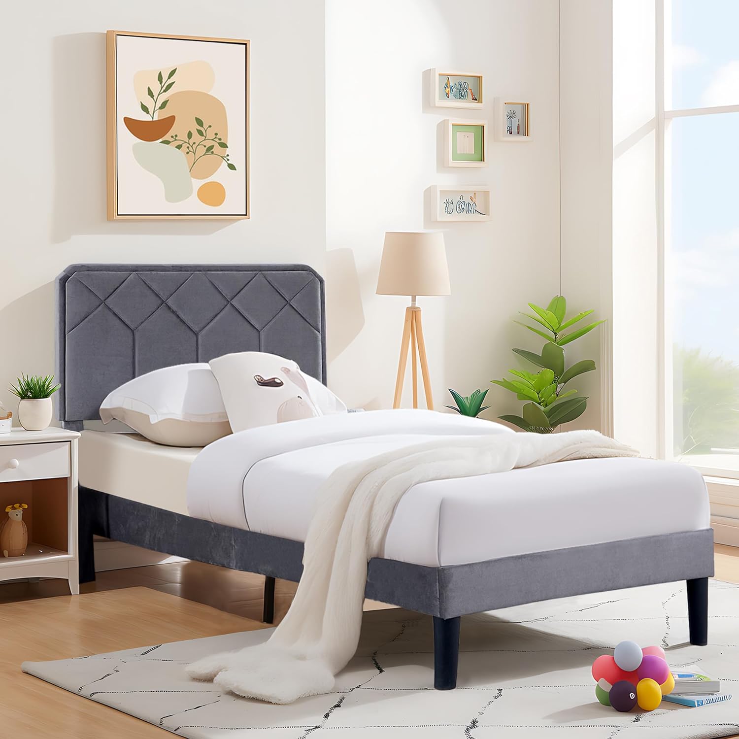 VECELO Premium Leather Upholstered Platform Bed Frame