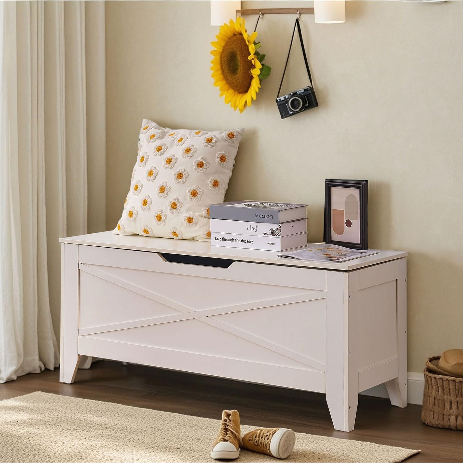 VECELO Storage Bench,43.3in Wooden Chest for Storage with Safety Hinges Wicker-Kont Mats