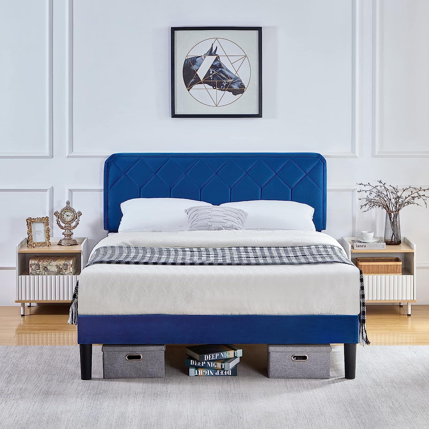 VECELO Premium Leather Upholstered Platform Bed Frame