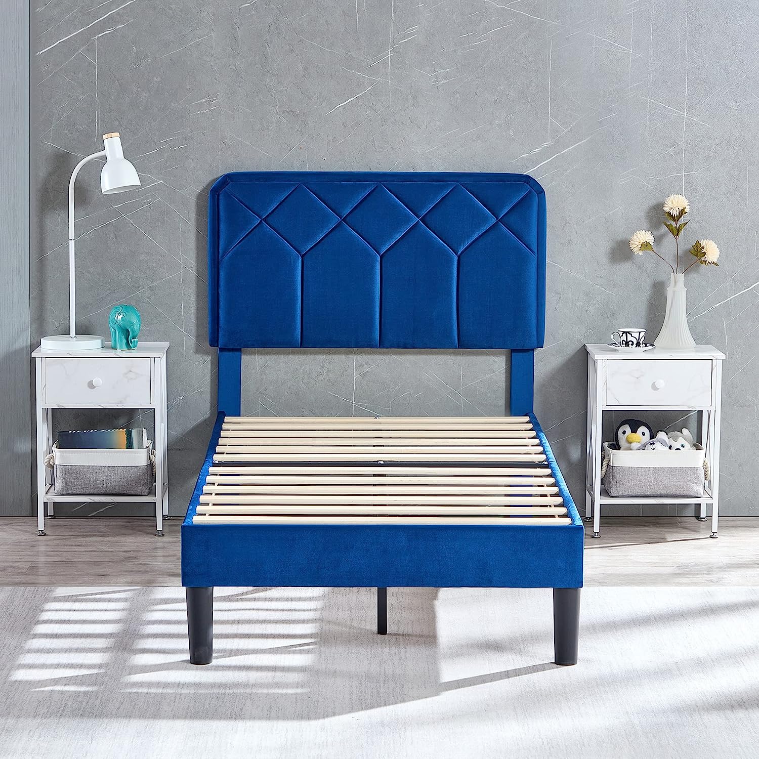 VECELO Premium Leather Upholstered Platform Bed Frame