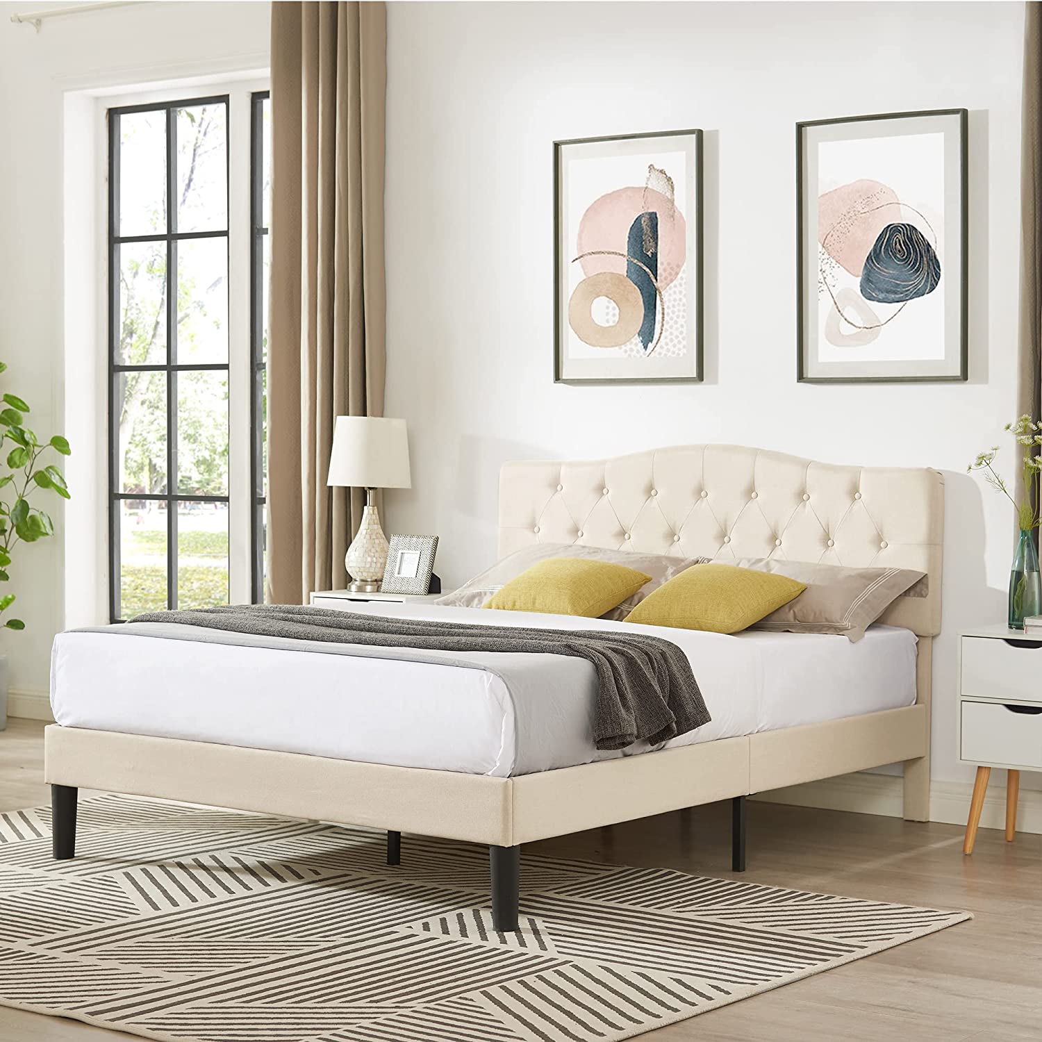 VECELO Classic Upholstered Platform Bed Frame with Diamond Stitched Cloth