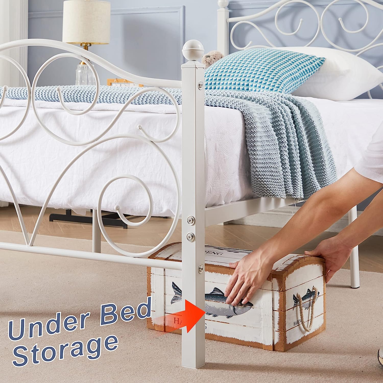 VECELO Classic Metal Bed Frame Mattress Foundation - VECELO