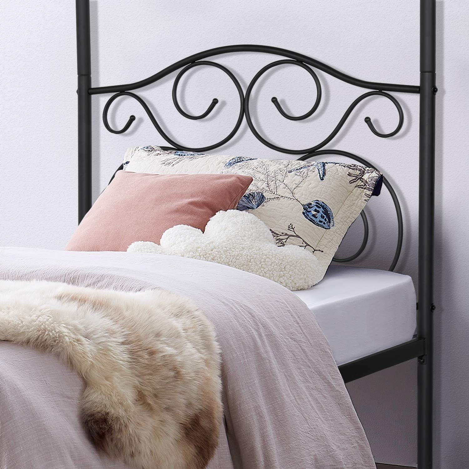 VECELO 4 Corner Metal Canopy Bed Frame, Platform Mattress Foundation