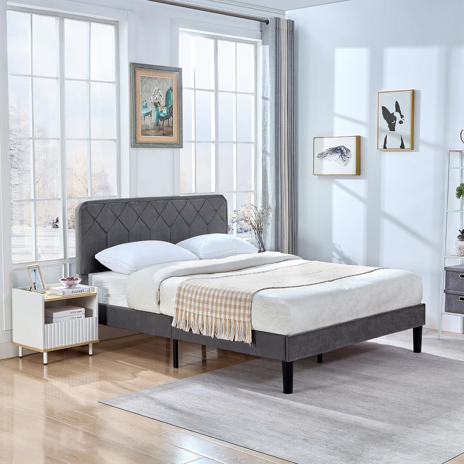 VECELO Premium Leather Upholstered Platform Bed Frame
