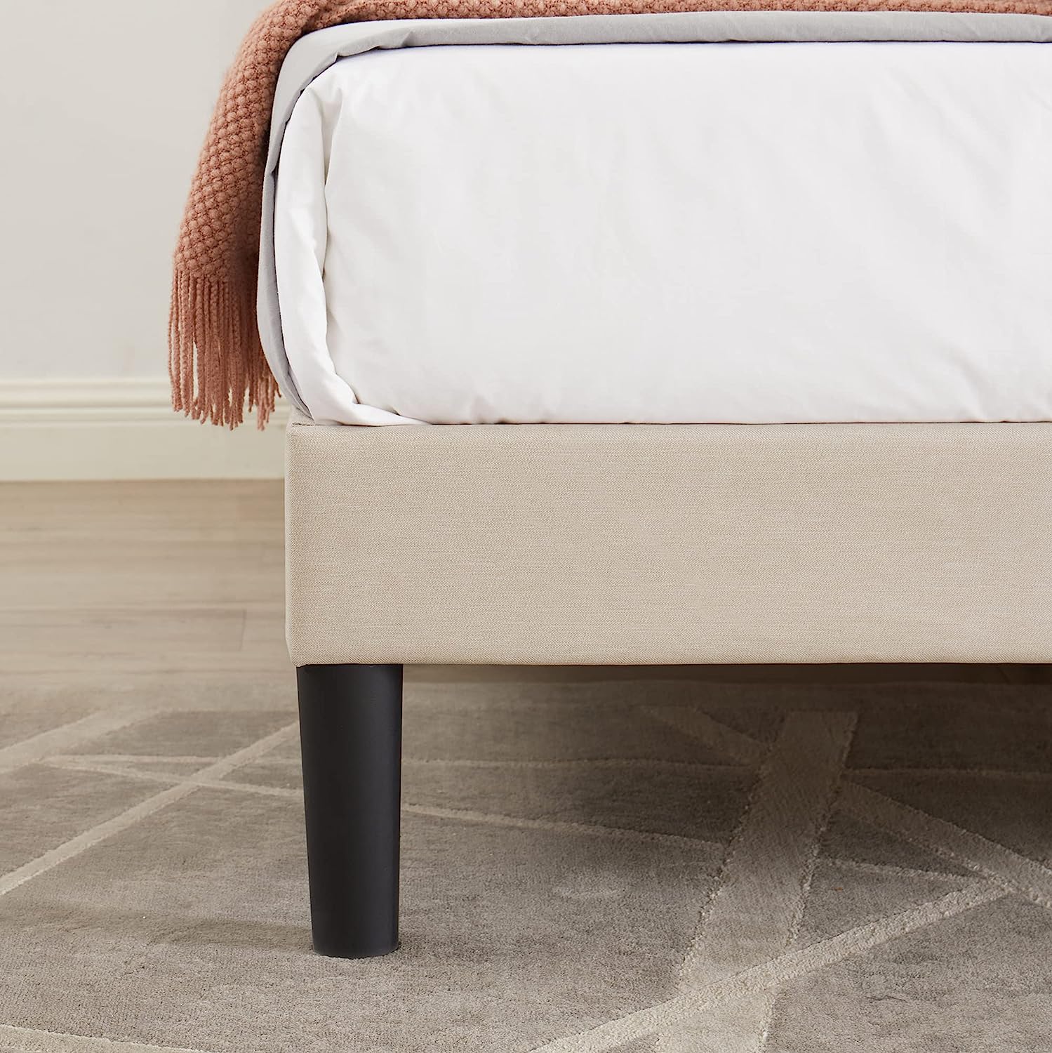 VECELO Premium Upholstered Platform Bed Diamond Stitched Panel Headboard