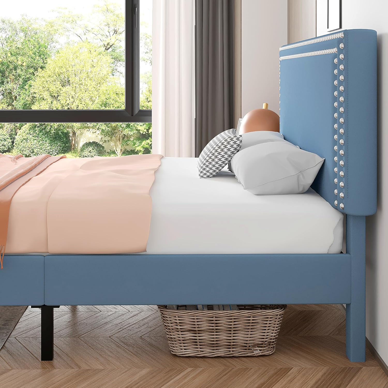 VECELO Modern Platform Bed Frame/Mattress Foundation