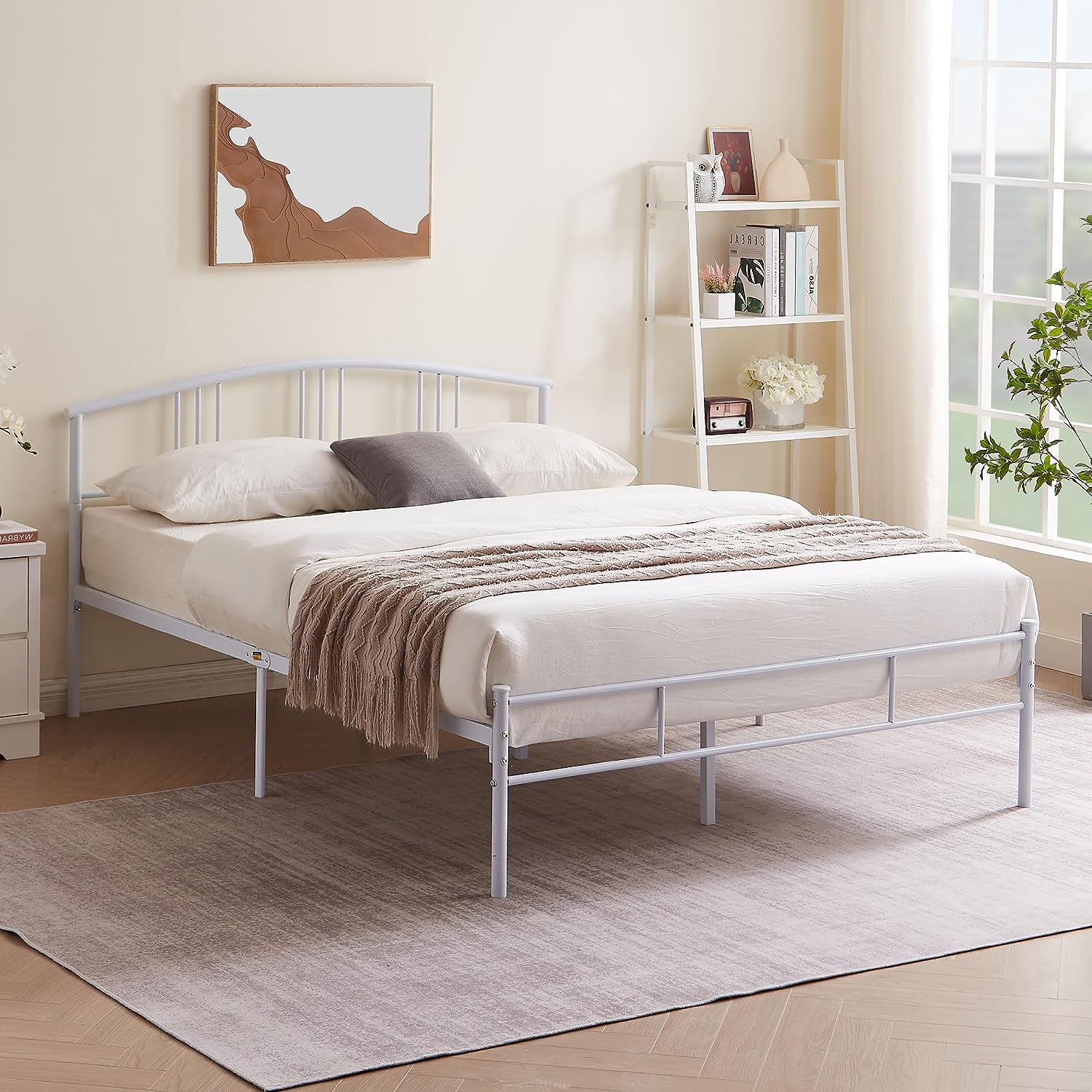VECELO Modern Metal Bed Frame Mattress Foundation with curve headboard and Footboard