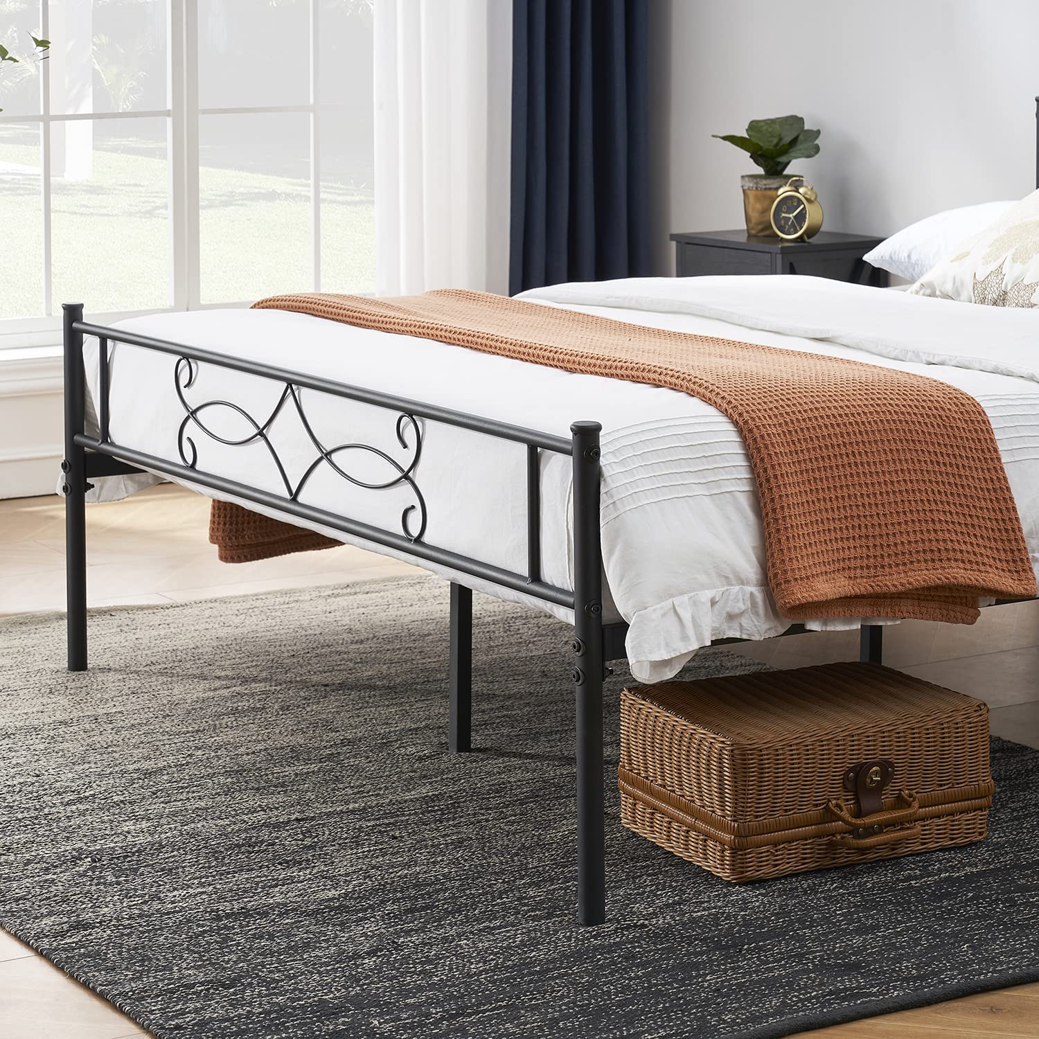 VECELO Metal Platform Bed Frame with Headboard & Footboard Premium Steel Slat Support Noise-Free