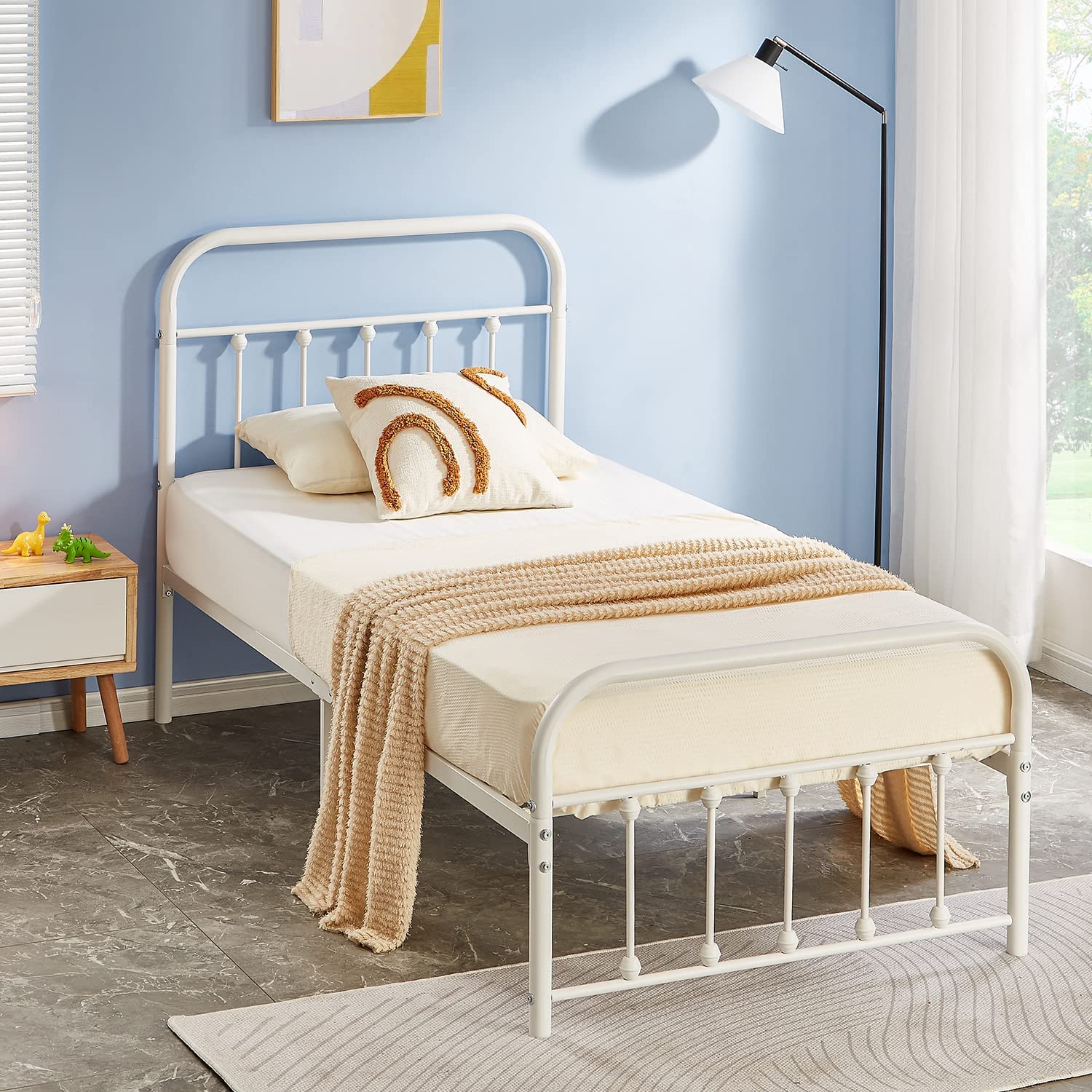 VECELO Metal Platform Bed Frame Mattress Foundation Modern&Simple Style