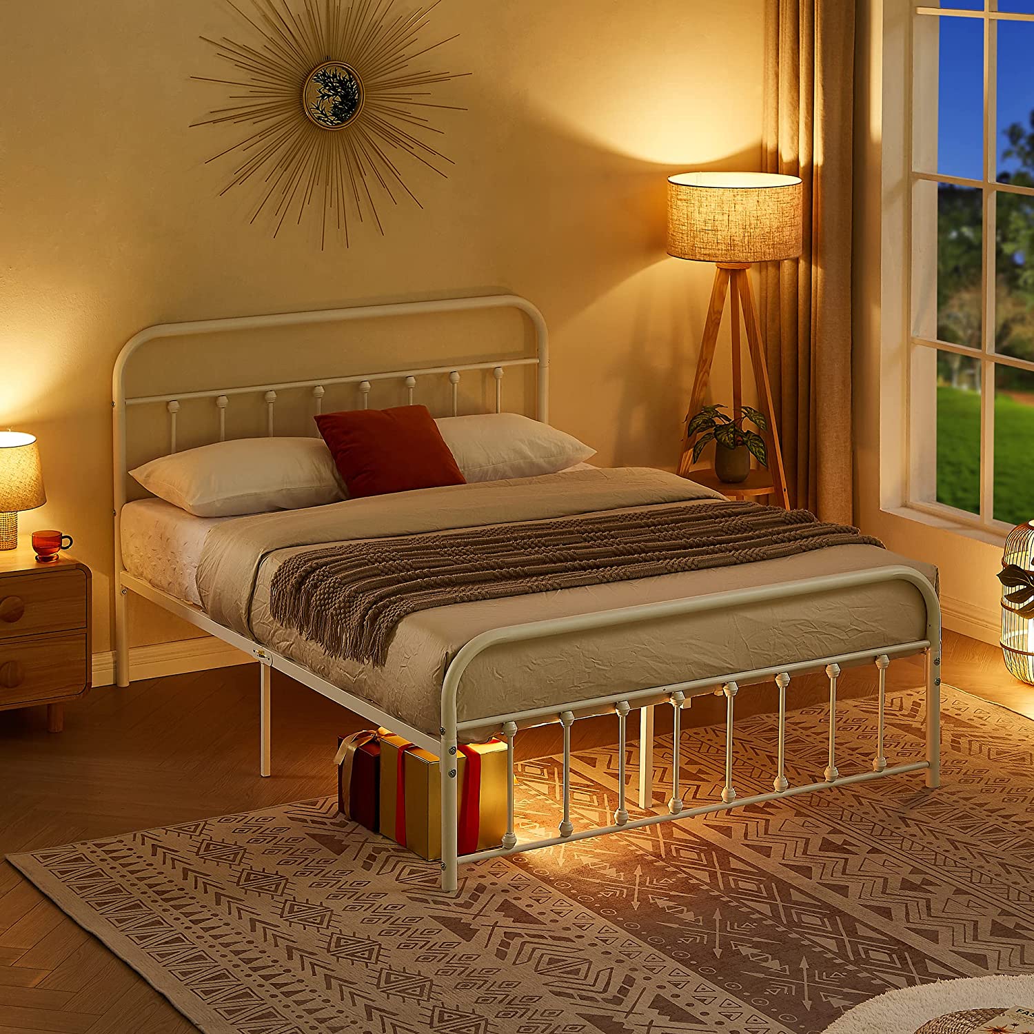 VECELO Metal Platform Bed Frame Mattress Foundation Modern&Simple Style