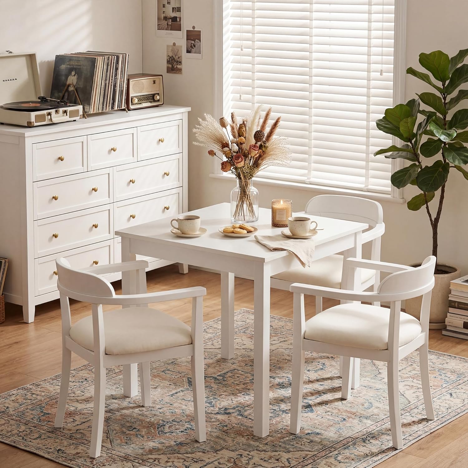 Round Dining Table or Rectangular Dining Table? Finding the Right Fit for Your Home