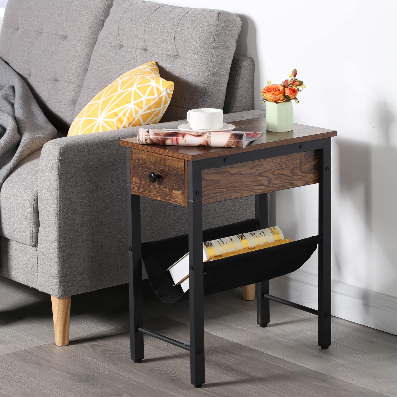 VECELO Narrow End Side Table/Nightstand with Magazine Holder and Drawer