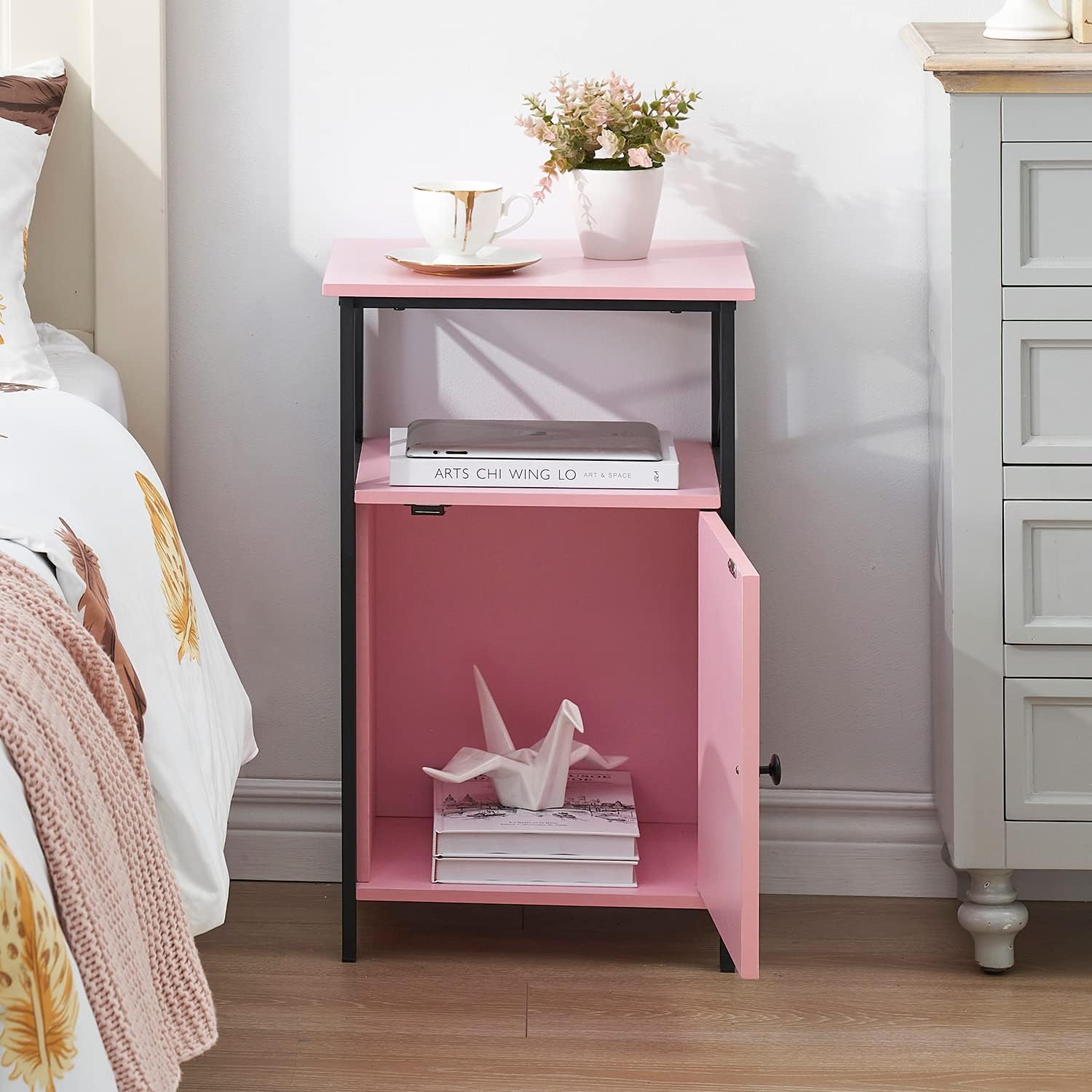 VECELO Tall Side Storage, Large Capacity Bedside Nightstand