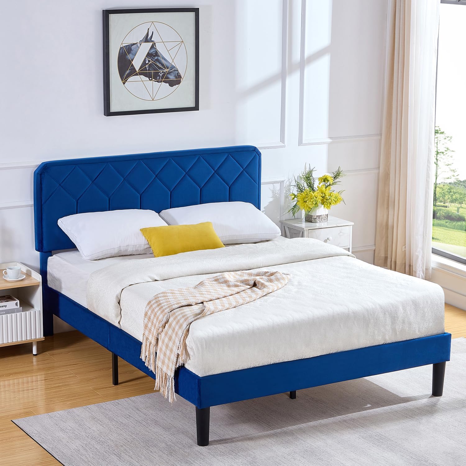 VECELO Premium Leather Upholstered Platform Bed Frame