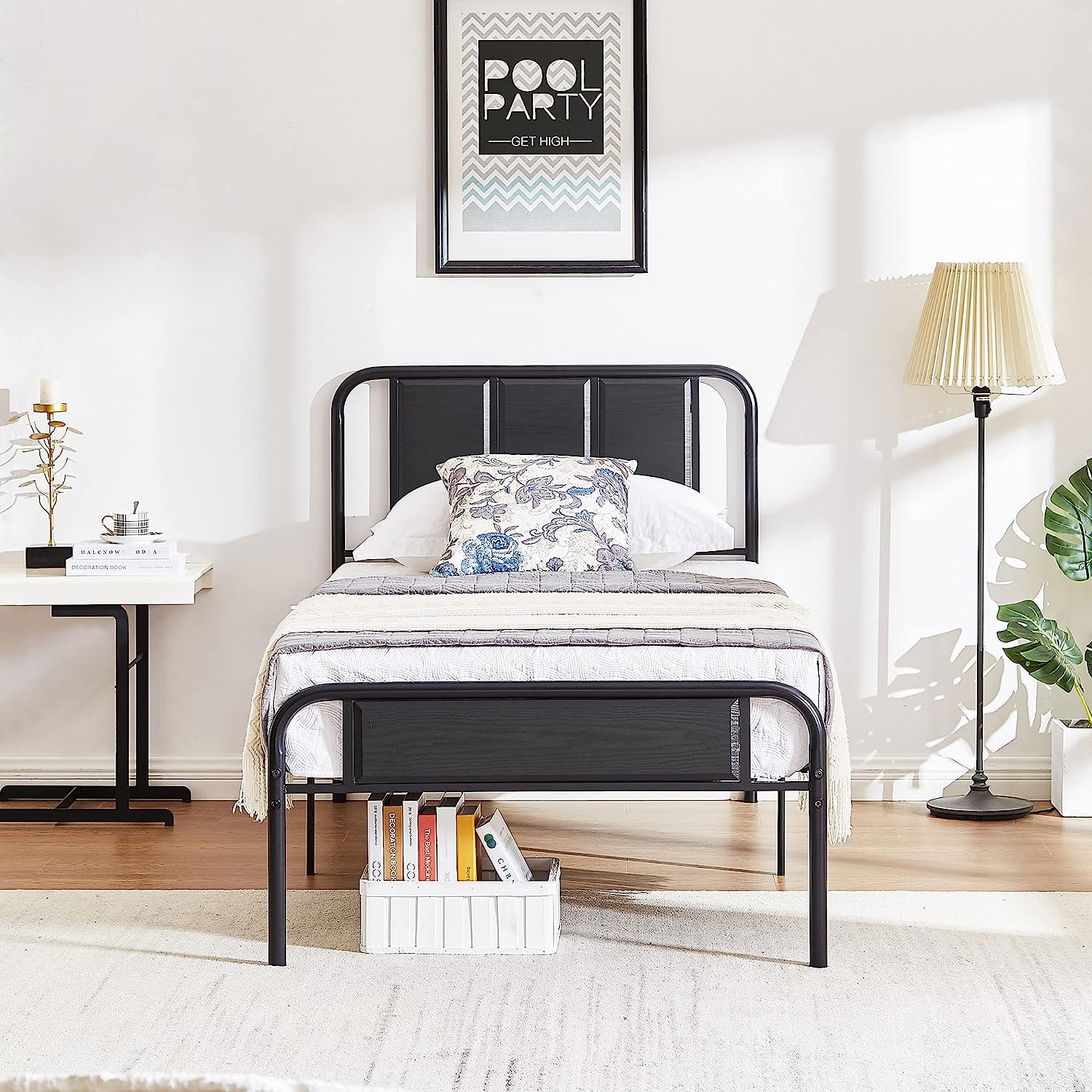 VECELO Bed Frame Metal Platform with Wooden Headboard Footboard Heavy Duty Mattress Foundation - VECELO