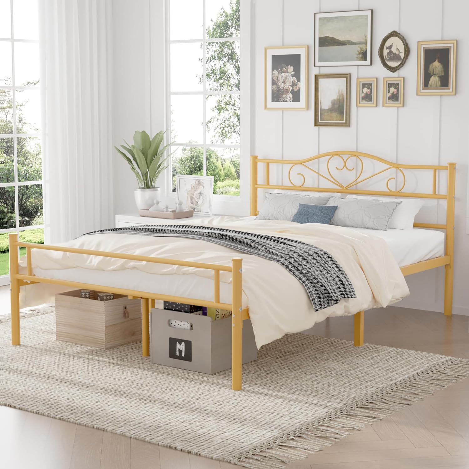 VECELO Metal Platform Bed Frame Mattress Foundation Decorative Headboard & Footboard