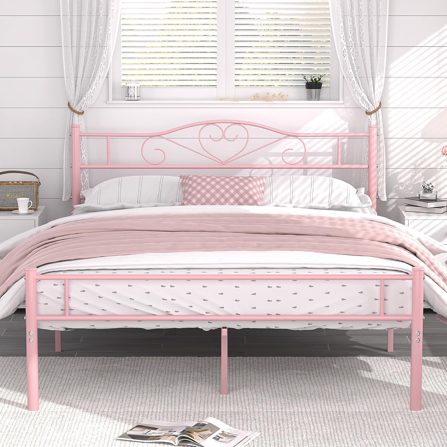 VECELO Metal Platform Bed Frame Mattress Foundation Decorative Headboard & Footboard