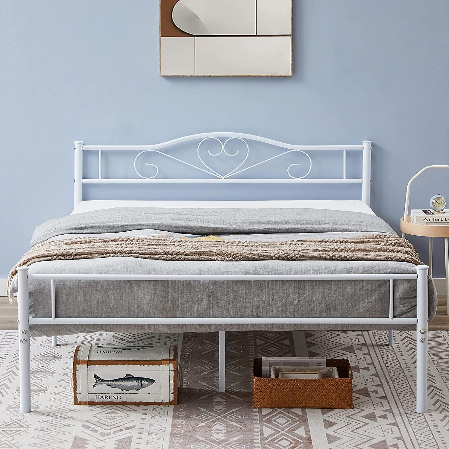 VECELO Metal Platform Bed Frame Mattress Foundation Decorative Headboard & Footboard
