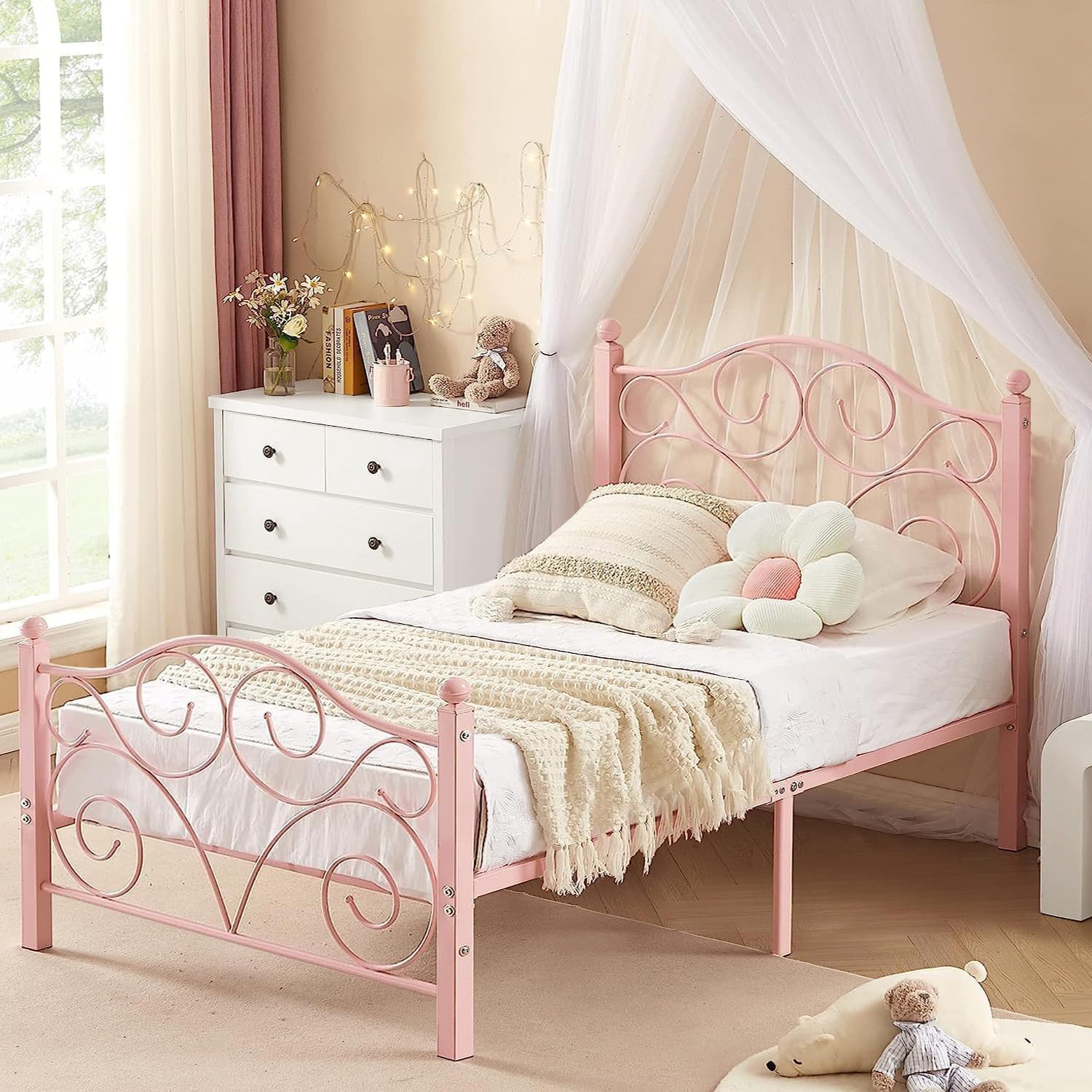 VECELO Classic Metal Bed Frame Mattress Foundation - VECELO