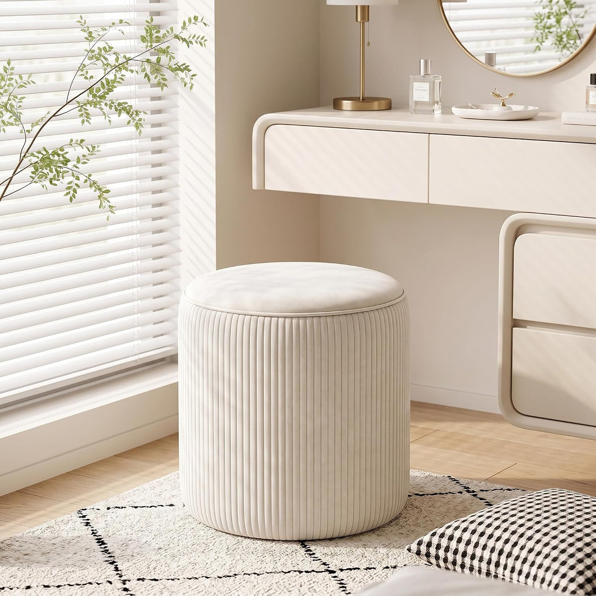 VECELO Round Velvet Storage Ottoman, Beige Upholstered Padded Vanity Stool,
