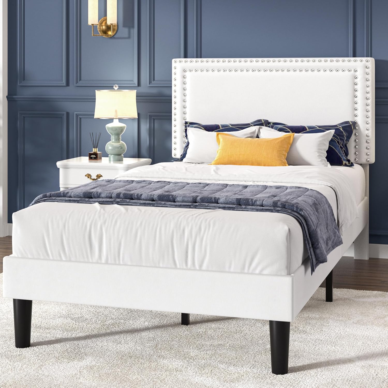 VECELO Modern Platform Bed Frame/Mattress Foundation