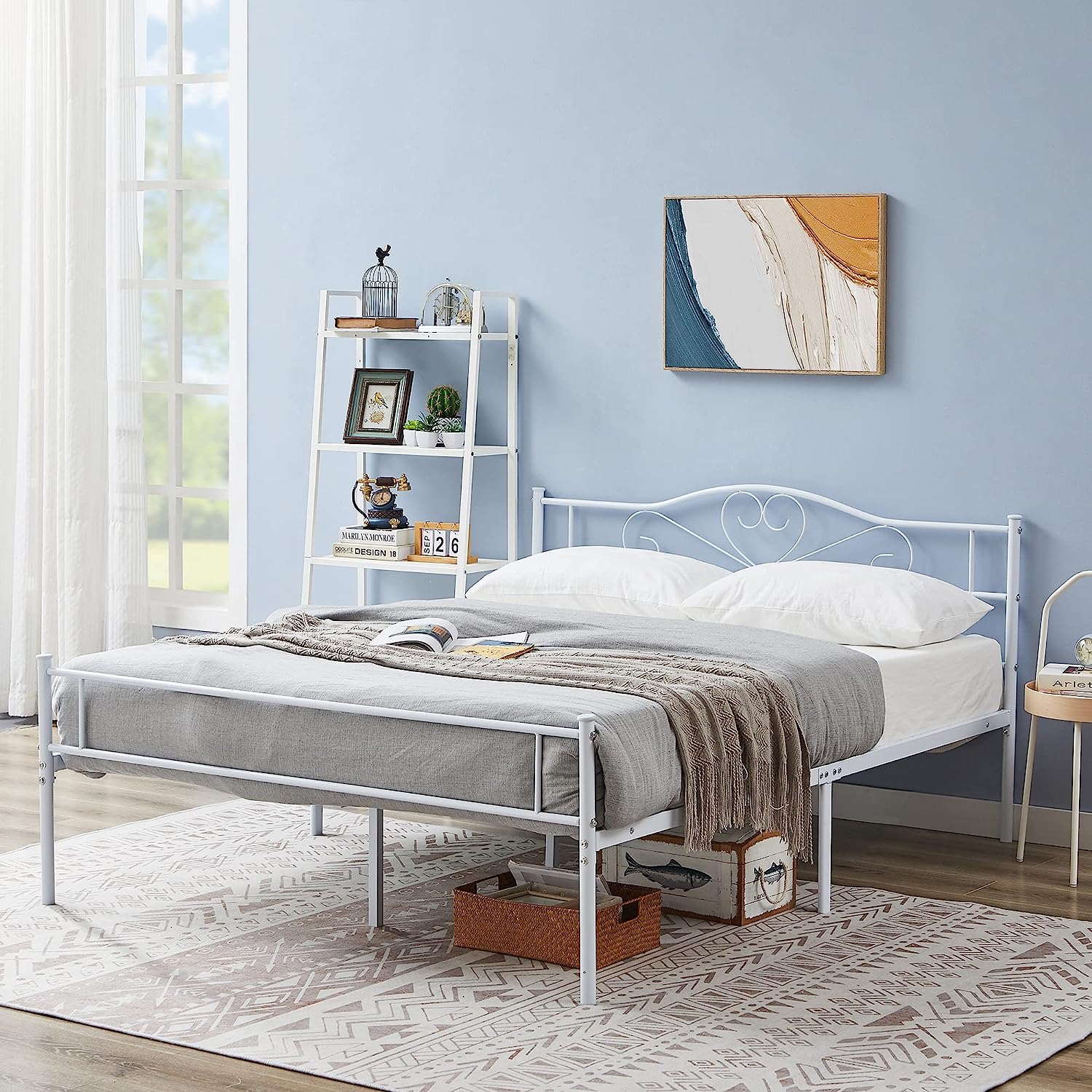 VECELO Metal Platform Bed Frame Mattress Foundation Decorative Headboard & Footboard
