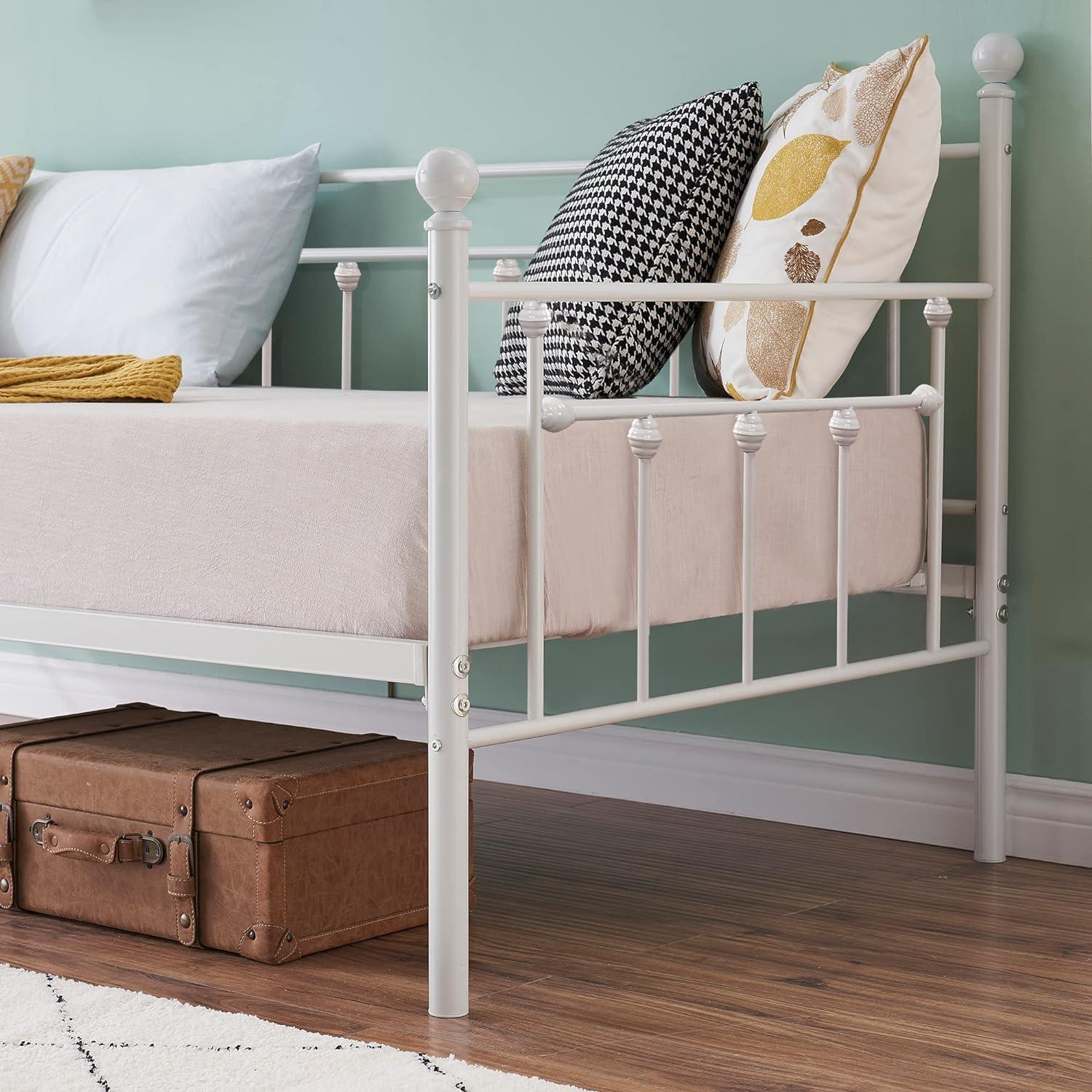 VECELO Daybed Frame, Twin Size Metal Platform Bed with Headboard