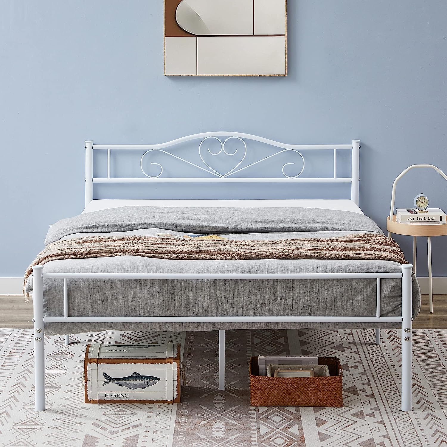 VECELO Metal Platform Bed Frame Mattress Foundation Decorative Headboard & Footboard