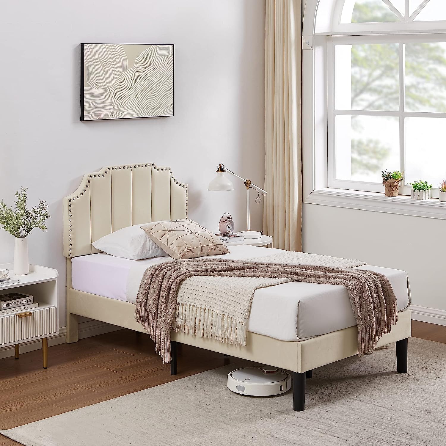 Upholstered Platform Bed Frame with Tufted Adjustable Headboard