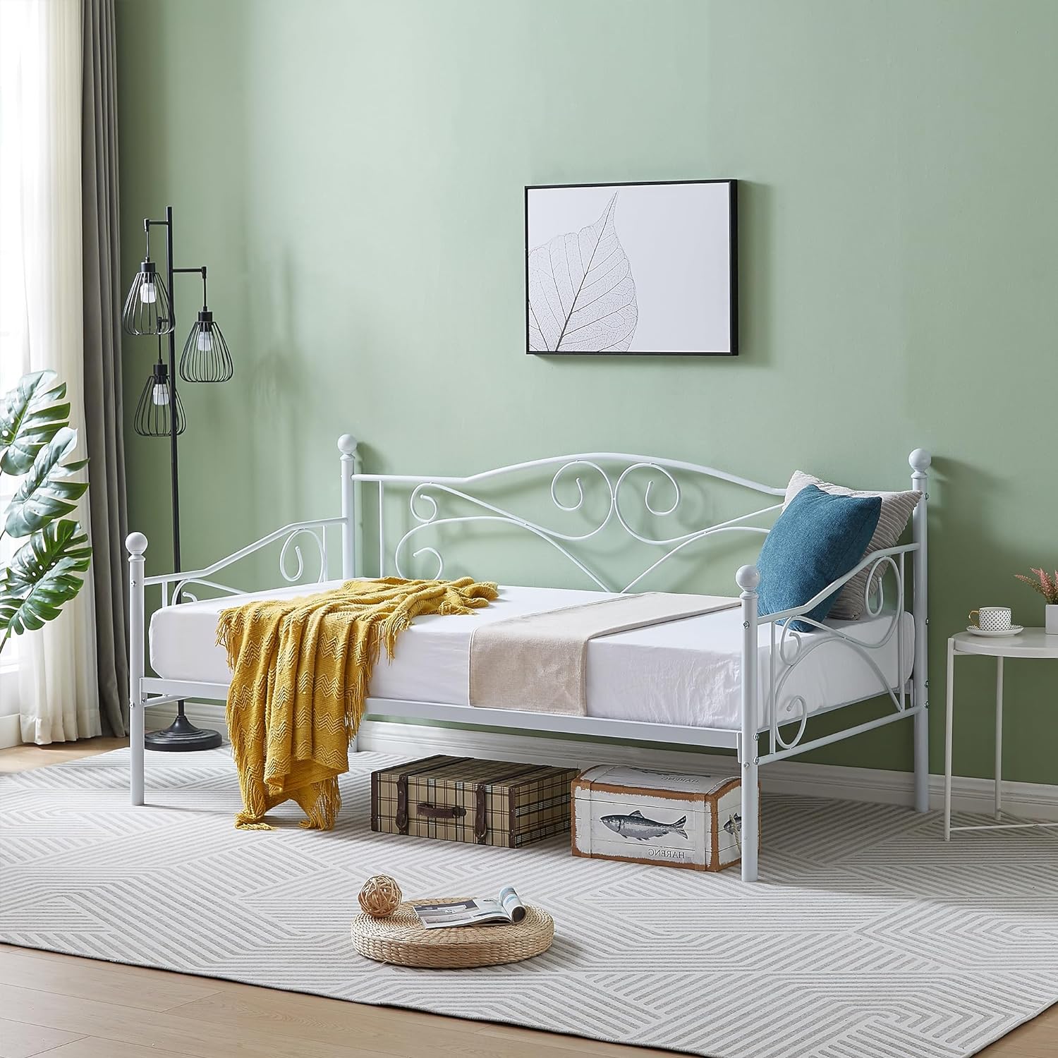 VECELO Premium Daybed Metal Bed Frame Twin Size