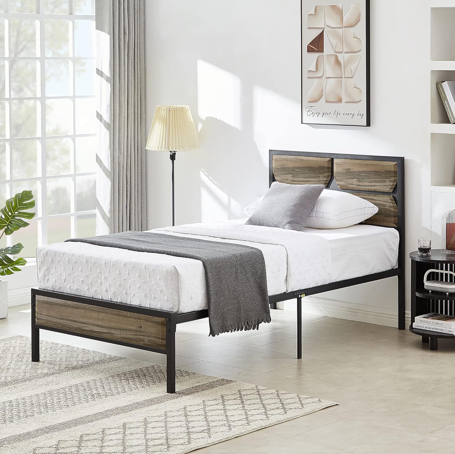 VECELO Metal Bed Frame Platform with Wooden Headboard&Footboard Mattress Foundation