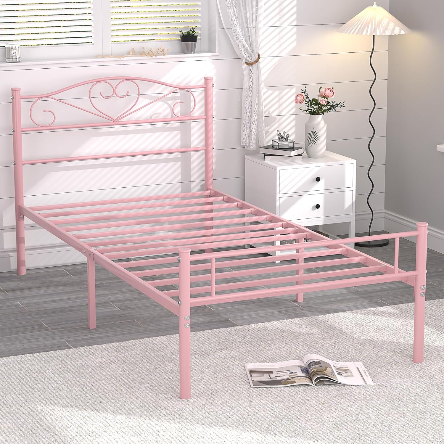 VECELO Metal Platform Bed Frame Mattress Foundation Decorative Headboard & Footboard