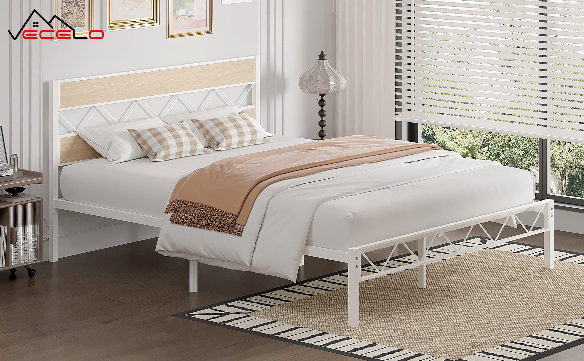 VECELO Metal Platform Bed Frame with Rustic Vintage Wooden Headboard