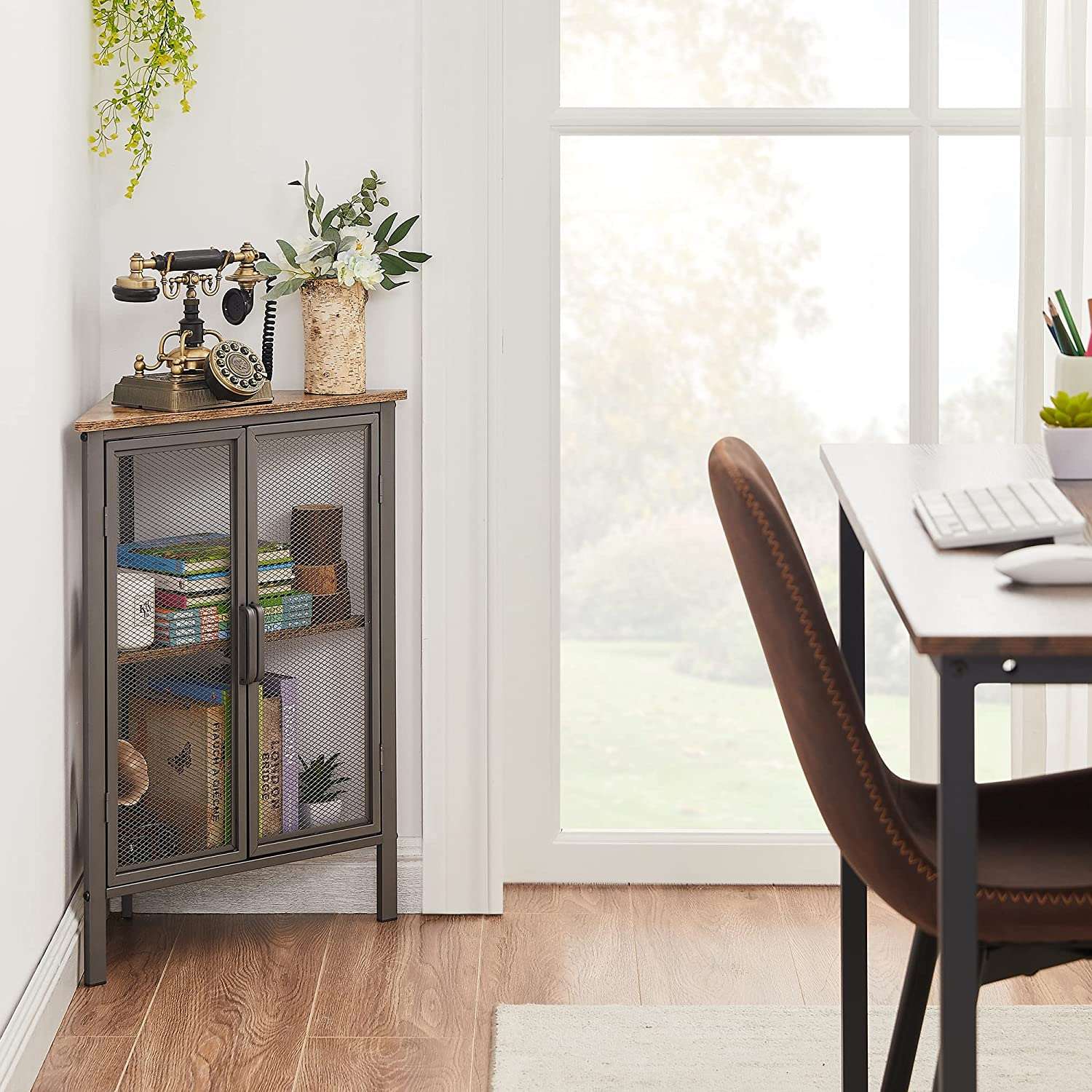 VECELO 3 Tier Corner Cabinet Shelf Display Rack with Grid Doors - VECELO