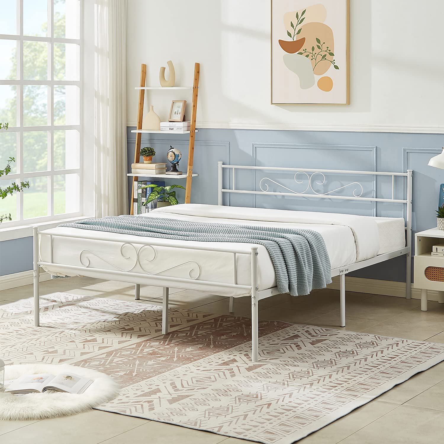 VECELO Metal Platform Bed Frame Mattress Foundation with Headboard & F