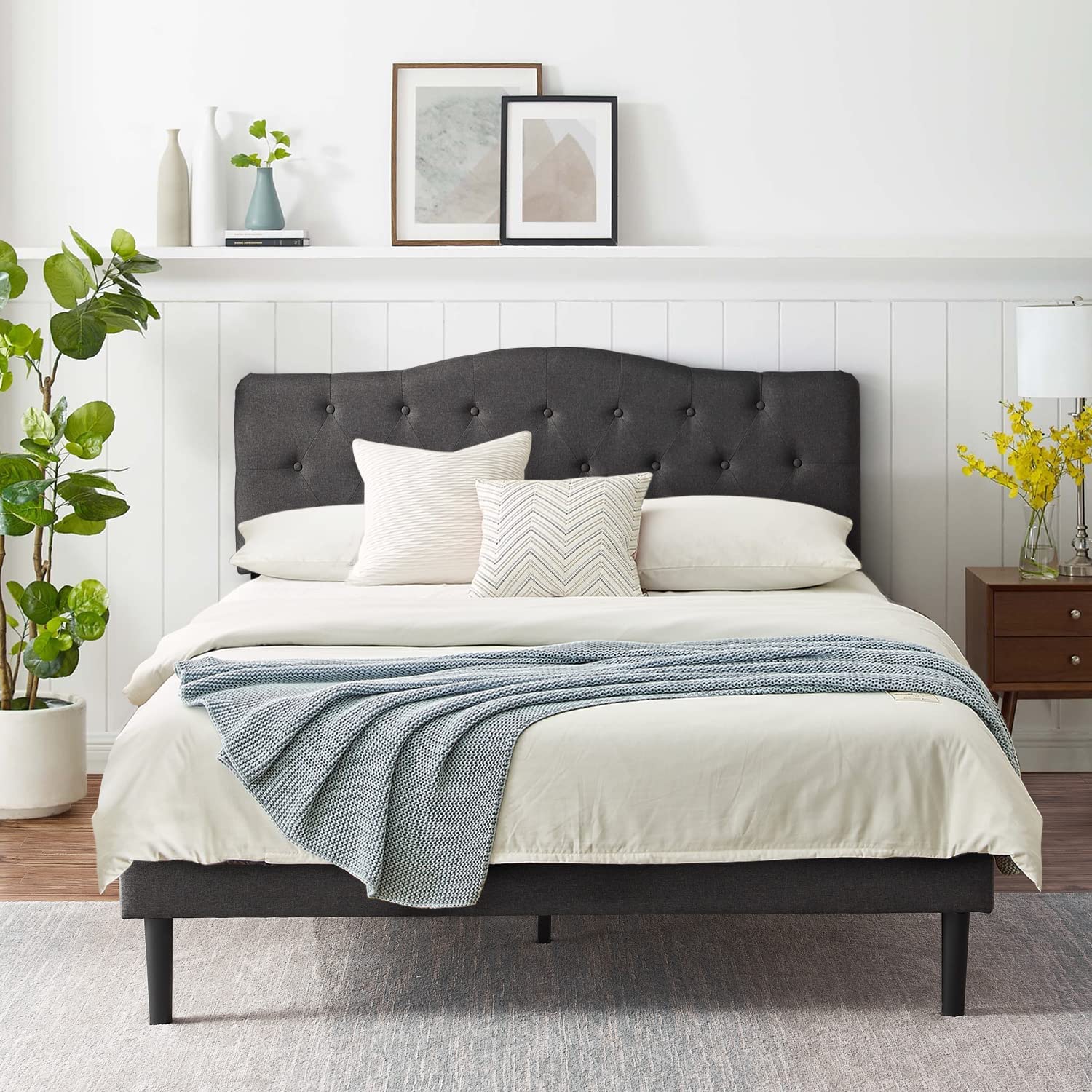 VECELO Classic Upholstered Platform Bed Frame with Diamond Stitched Cloth - VECELO