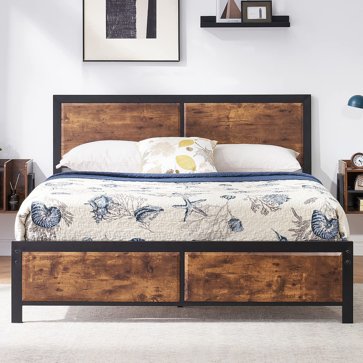 Platform Bed Frame/Mattress Foundation with Rustic Vintage Wood Headboard