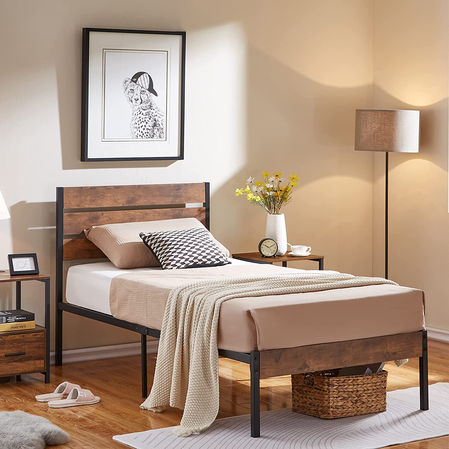 VECELO Platform Bed Frame with Rustic Vintage Wood Headboard/Strong Metal Slats Support