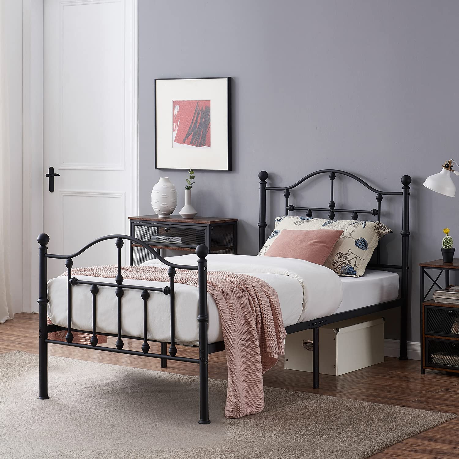 VECELO Classical Black Bed Frame Metal Platform Mattress Foundation with Headboard & Footboard - VECELO